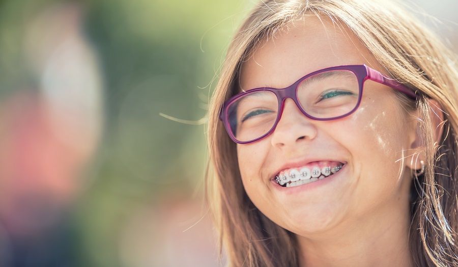 Should You Choose Invisalign® Or Wire Braces?